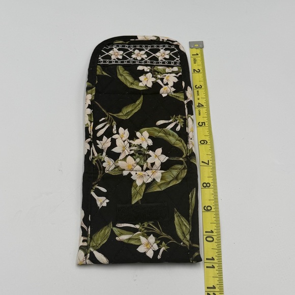 Classic Vera Bradley Quilted Trifold Wallet Retired Jasmine Black Floral Print - Picture 9 of 11